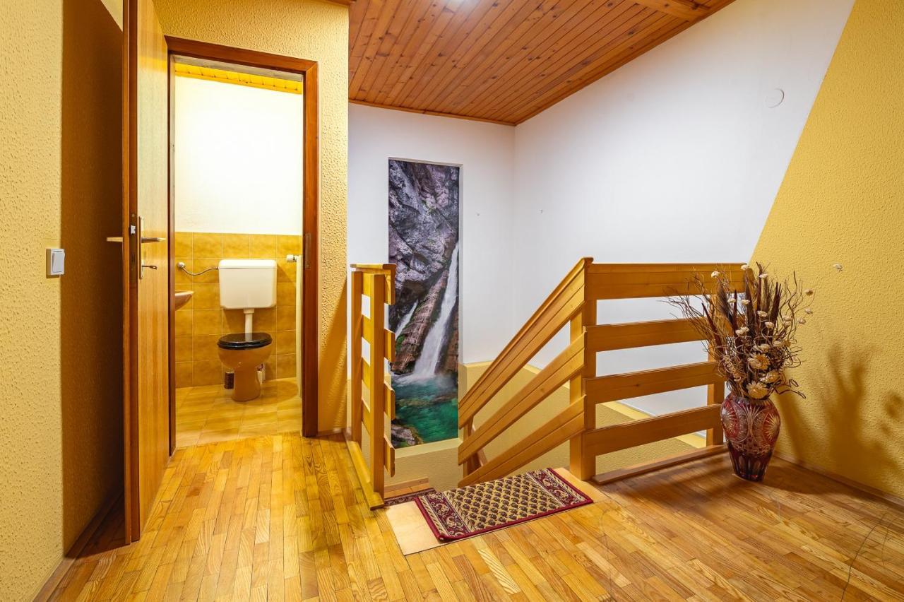 Farm Stay Trlej ゴレンスカ地方 エクステリア 写真