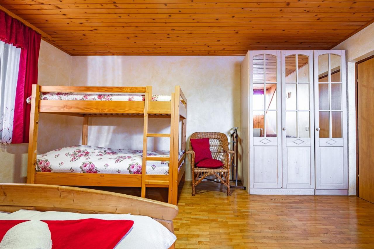 Farm Stay Trlej ゴレンスカ地方 部屋 写真