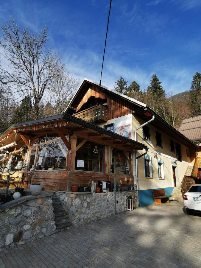Farm Stay Trlej ゴレンスカ地方 エクステリア 写真
